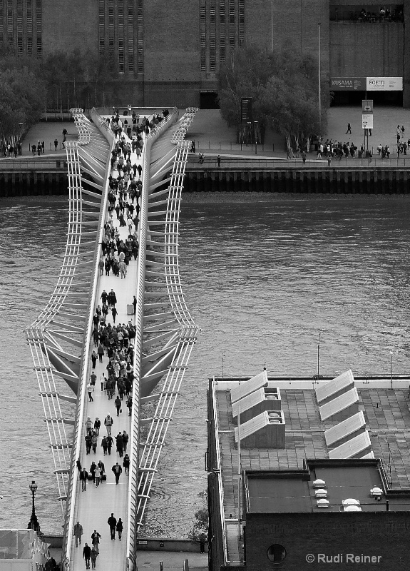 Millennium bridge, London
