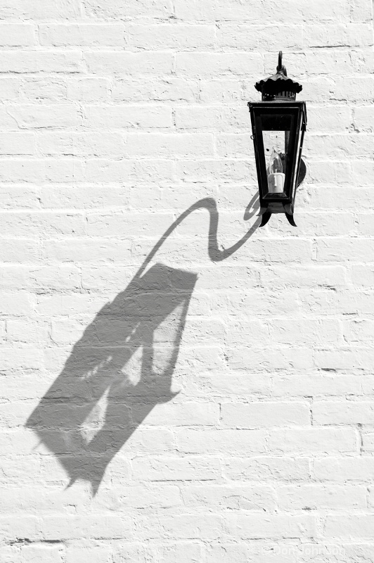 B&W Lamp Shadow