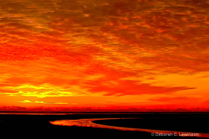 Red Sky in the Morning - ID: 14407712 © Deborah C. Lewinson