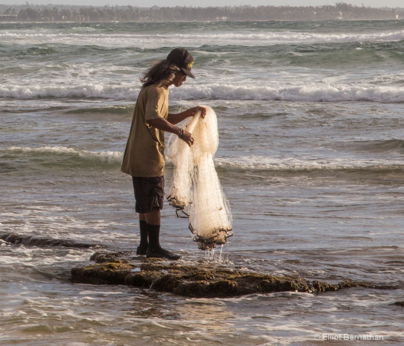 Fisherman - ID: 14586754 © Elliot Barnathan