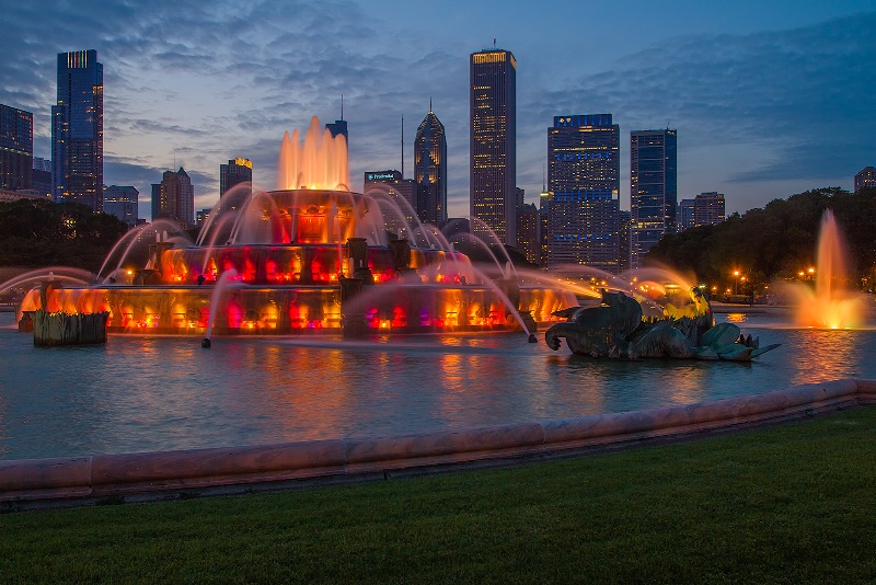 Buckingham Fountain at Twilight