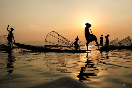 innthar fishermen   win kyaw zan 