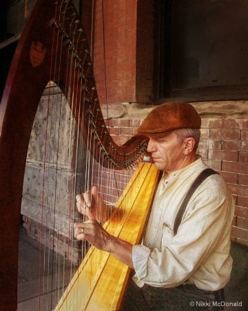 Old Market Harpist