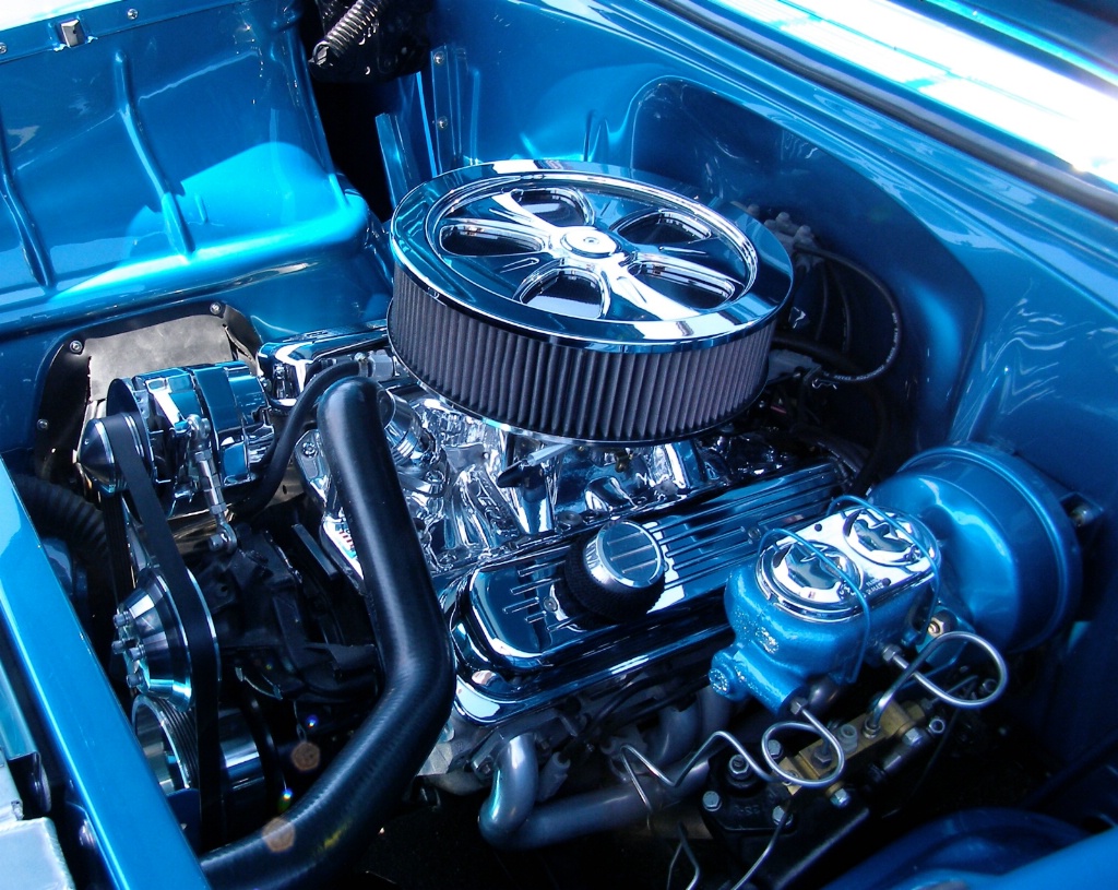 LA BLUE ENGINE.JPG