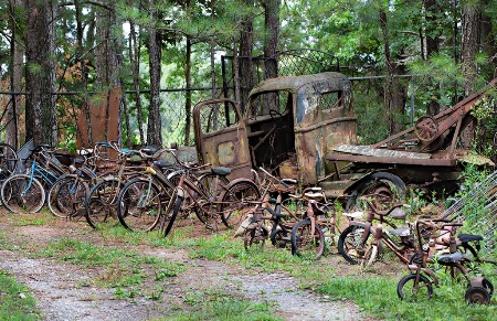 Old Car City USA Junk Yard