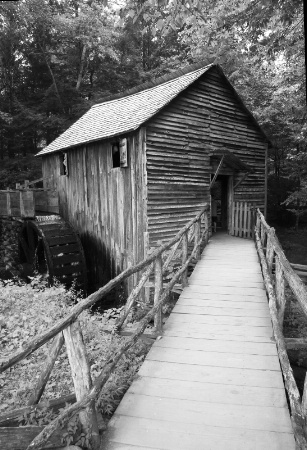 cades cove gris mill