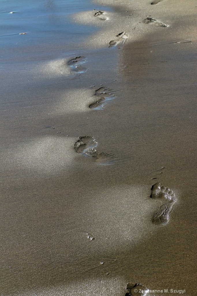 Footprints 