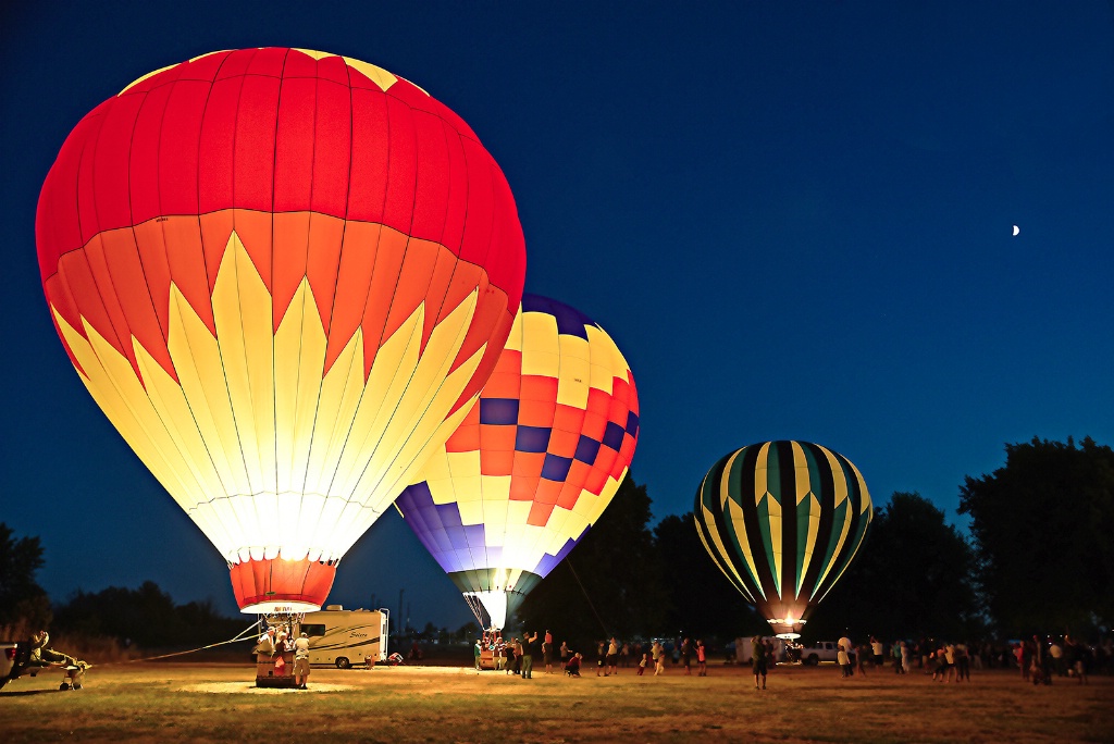 Night Glow - ID: 15290035 © Denny E. Barnes