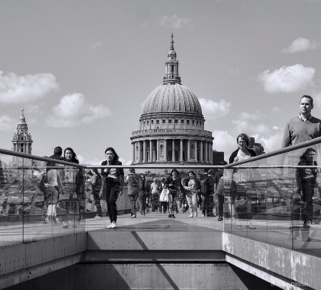 St Pauls in the distance