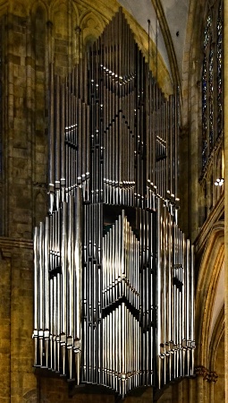 Hanging Pipe Organ