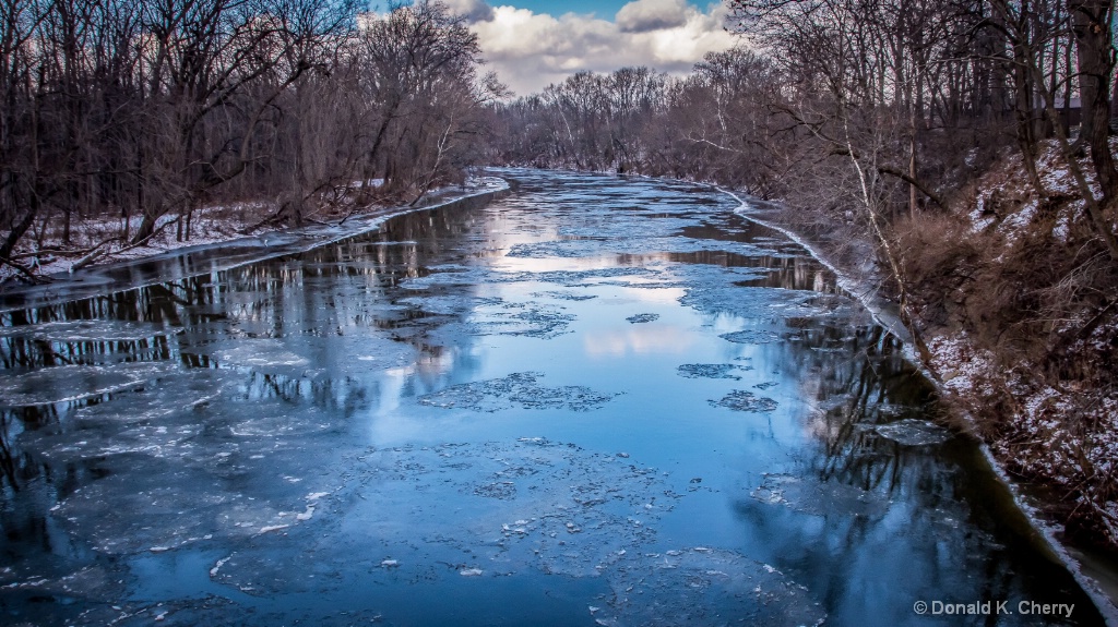 Ice On The Mahoning 