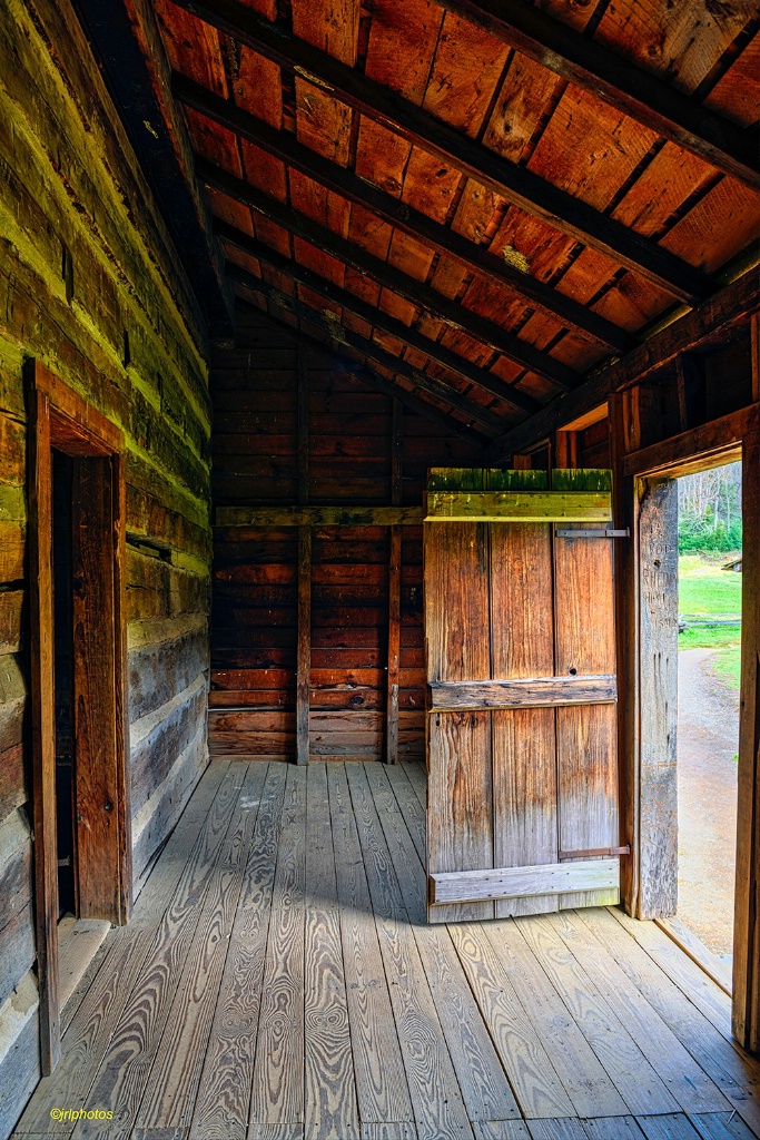 Cades Cove Cabin