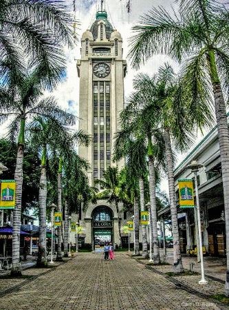 Aloha Tower in Honolulu 