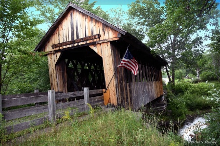 Cilleyville / Bog Covered Bridge. . .