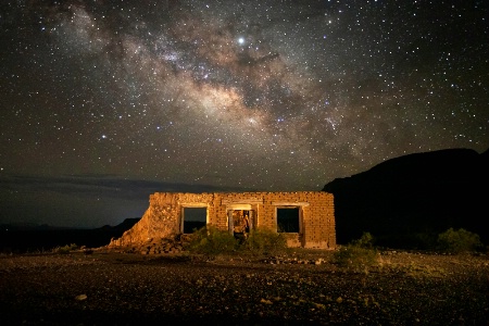 Cabin Under The Stars 